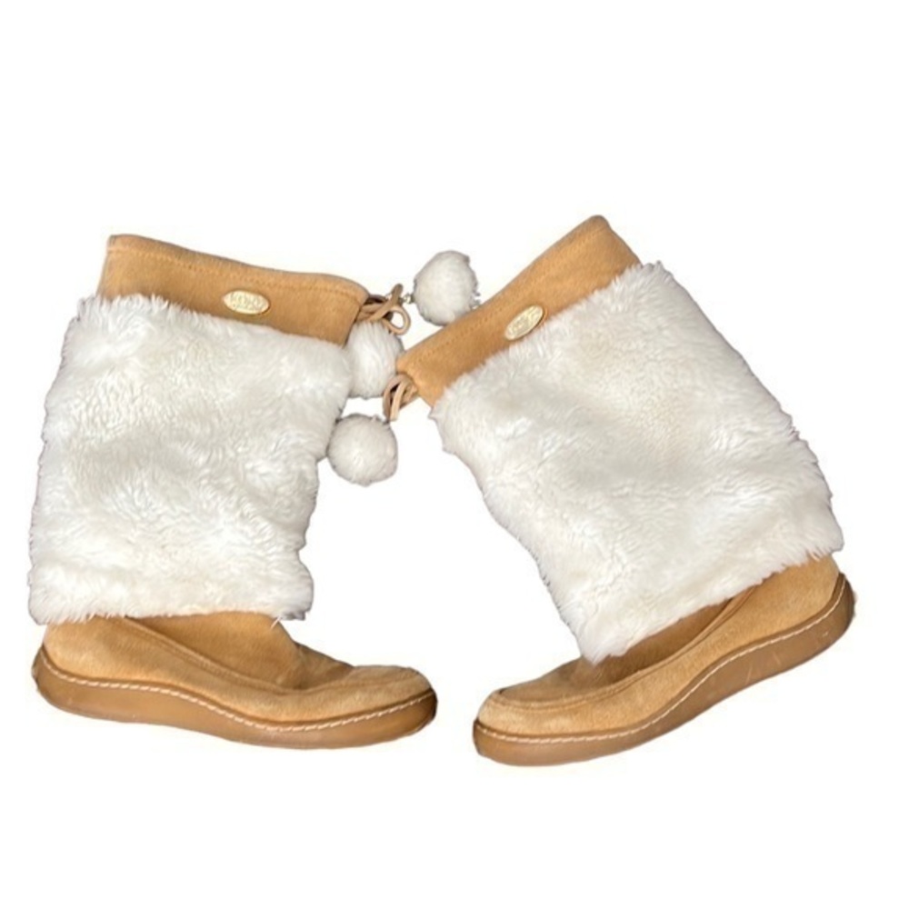 Michael Kors size 4 in girls boots